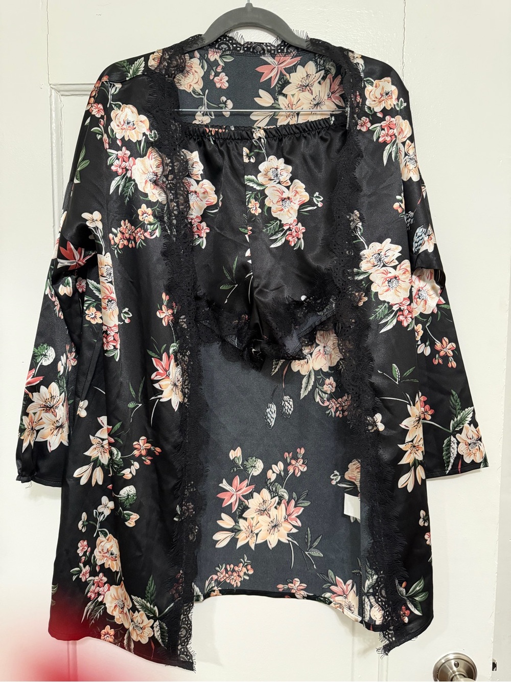 Black Floral Lace Trim Satin Kimono Robe & Shorts - L